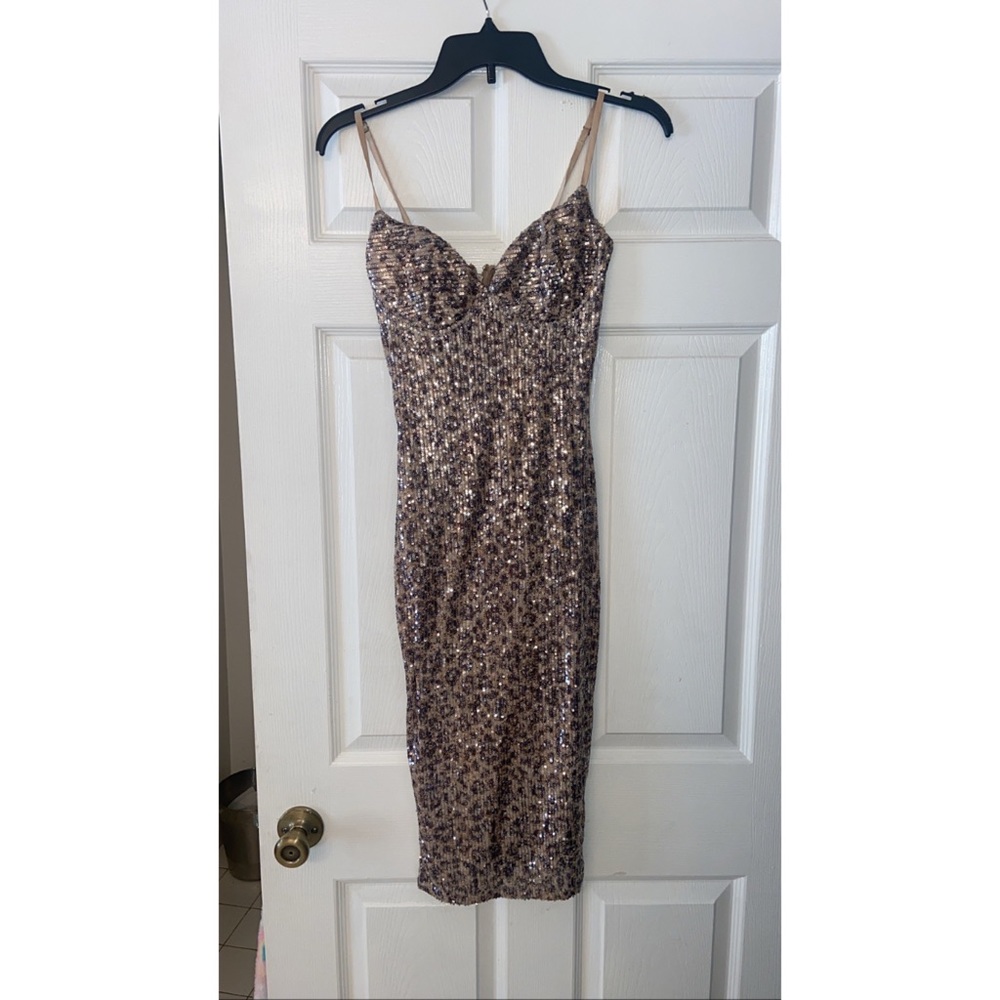 THE IT NYE DRESS❤️❤️